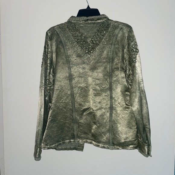 NWOT Beautifully embroidered green jacket with sequins - Picture 2 of 13